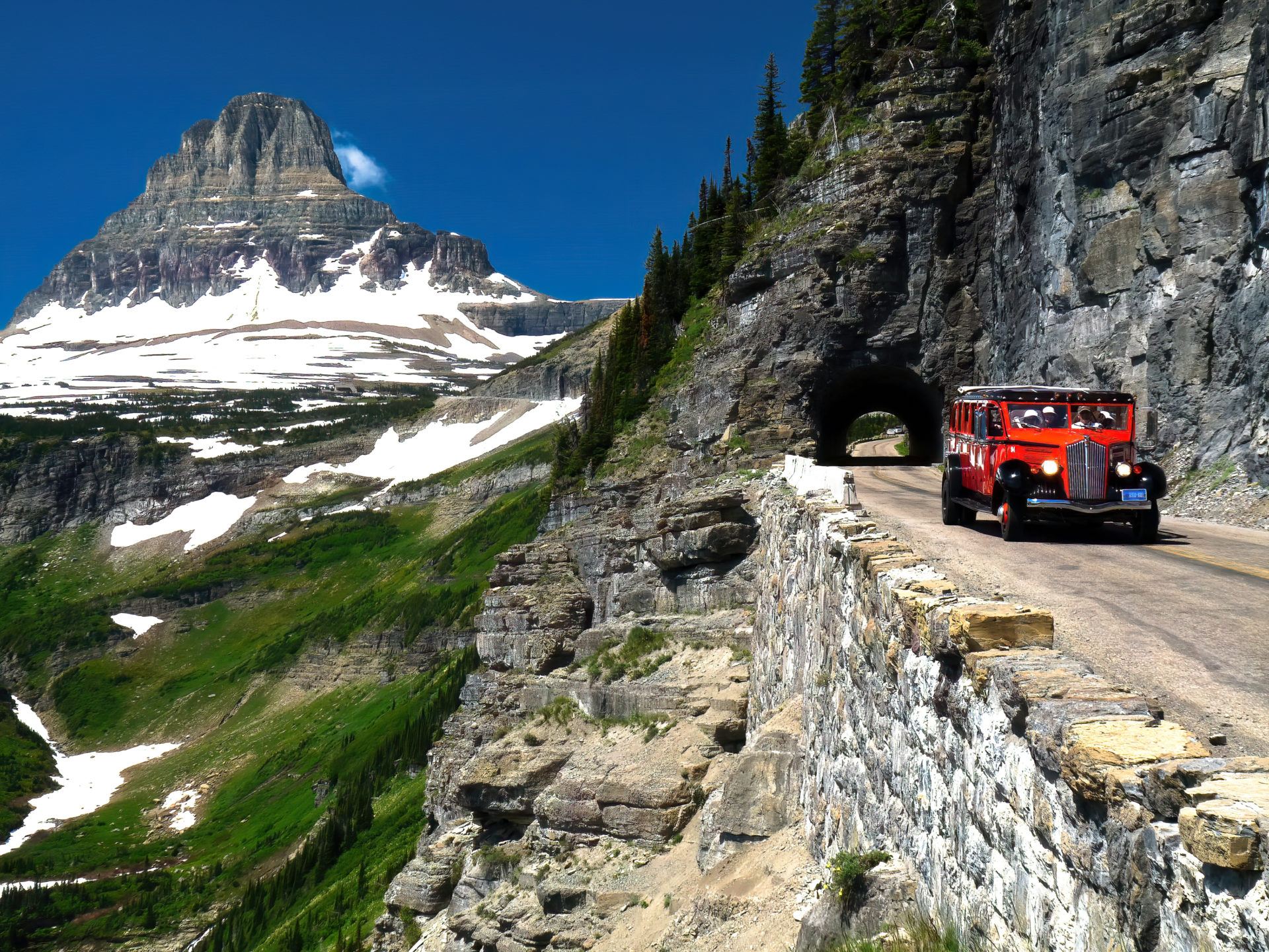 The 5 Must See Scenic Drives In National Parks For An Going To The Sun Road E28093 Glacier National Park Montana Road 